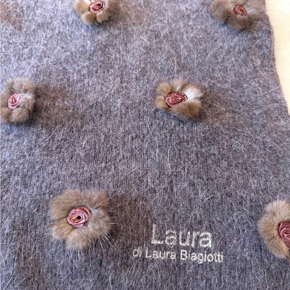Laura‎ Biagiotti Angora Wool Scarf 3D Fur Flowers